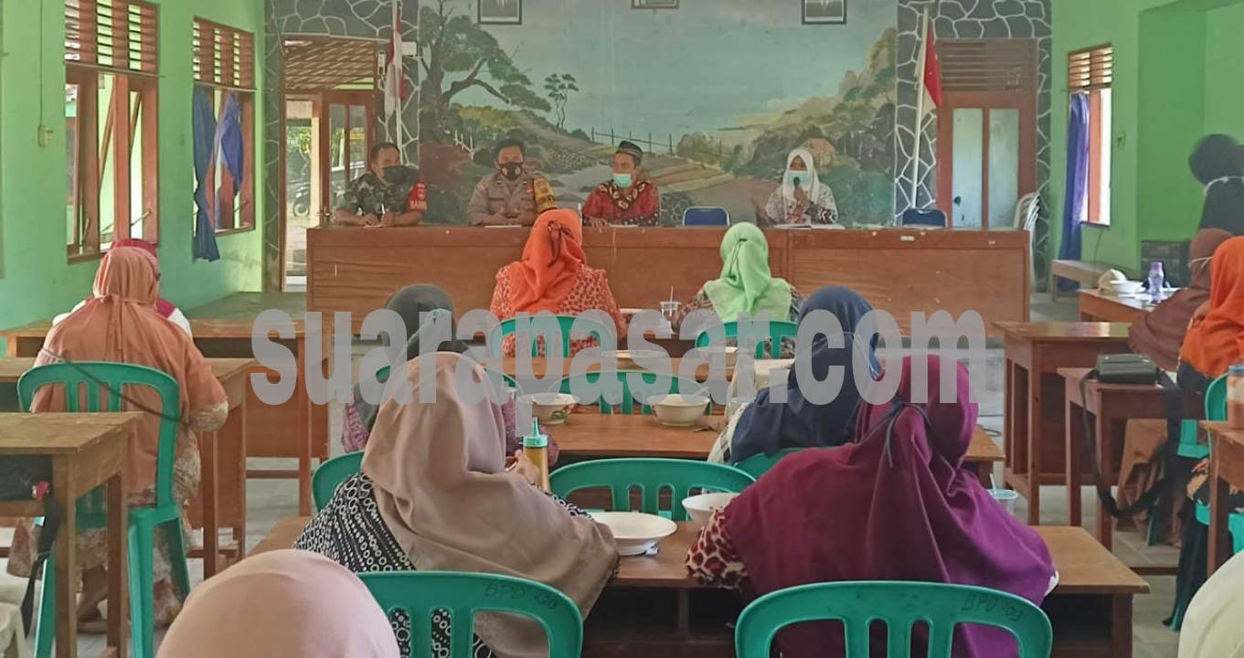 Babinsa Temon Laksanakan Sosialisasi Tentang Peran PKK Bersama Bhabinkamtibmas 