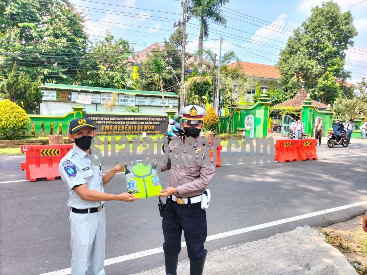 Jasa Raharja Berikan Ratusan Sarana Pencegahan Laka di Bantul