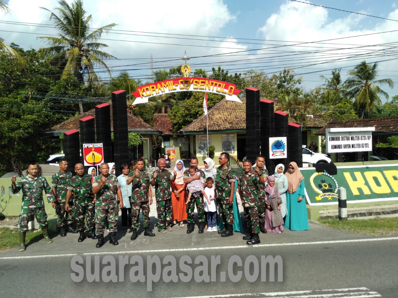 Ucap Syukur Danramil Sentolo Meresmikan”Gapura Koramil 07/Sentolo”