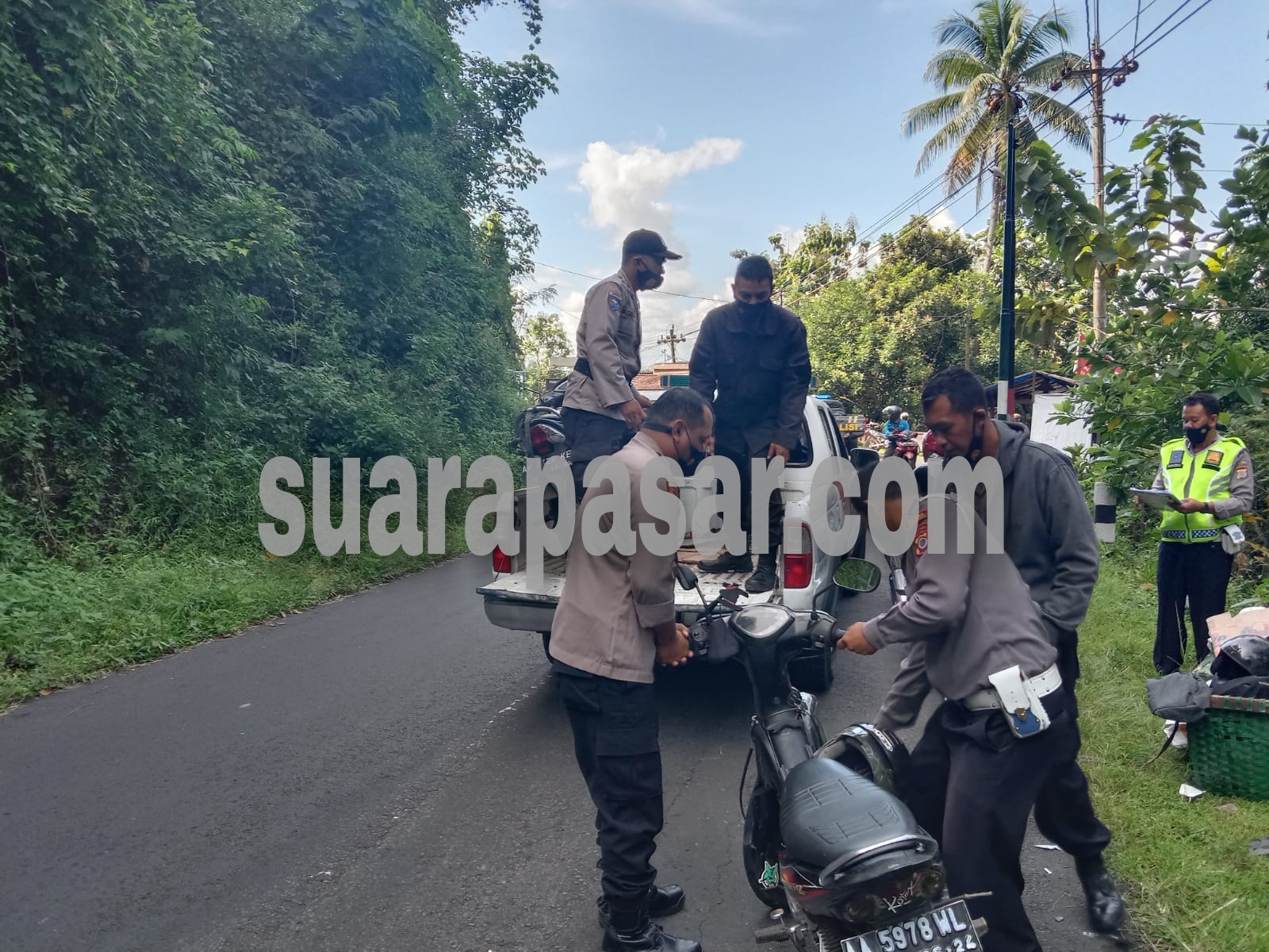 Laka Pengendara Sepeda Motor di Jalan Samigaluh – Dekso Dua Korban Luka – Luka