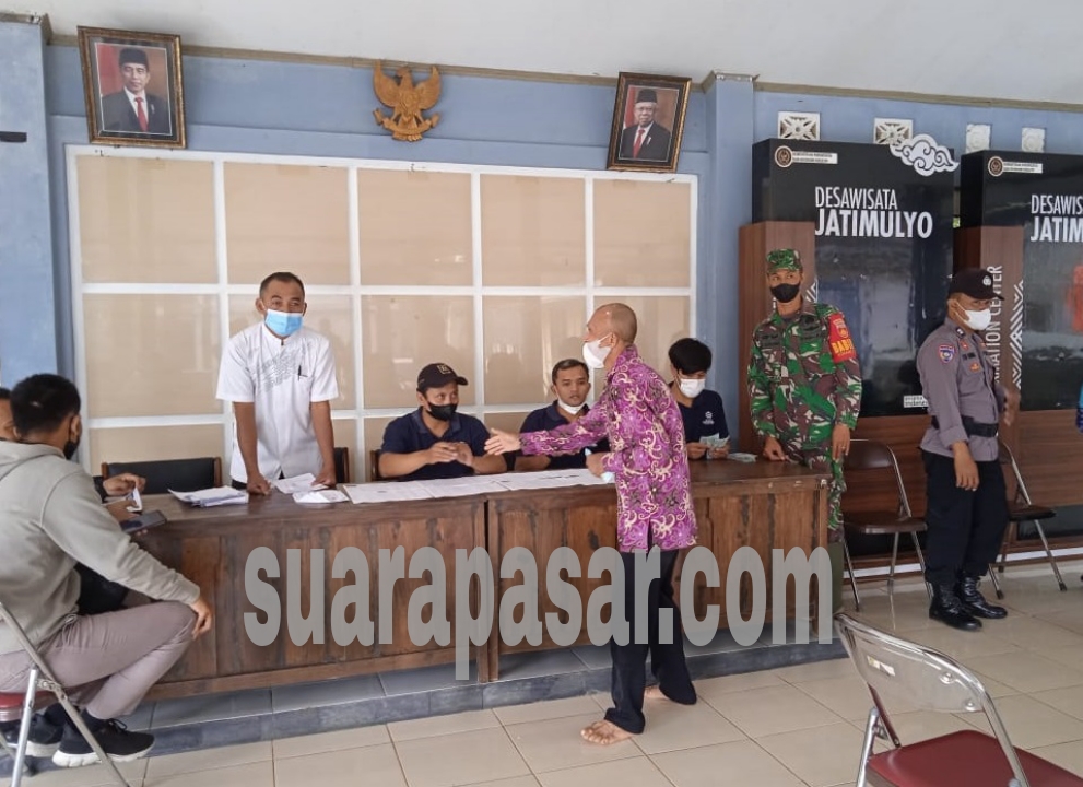 Ratusan Warga Jatimulyo Terima BLT