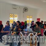 Penyerahan Bantuan Peralatan Pembuatan Kue Kering dan Basah Kepada Peserta Pelatihan Pembuatan Kue