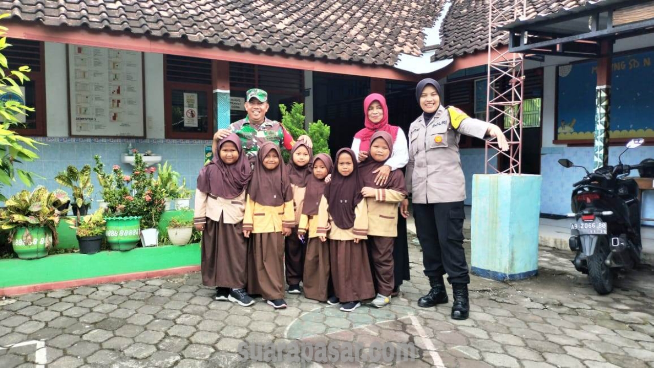 Babinsa Giripeni Melaksanakan Komunikasi Sosial di SD Negeri Pepen