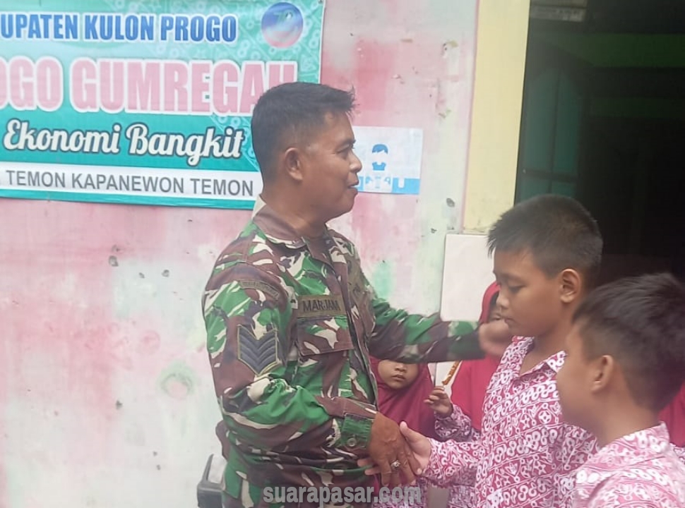 Babinsa Temon Kulon Himbau dan Beri Pesan Kepada Siswa Terkait Bullying