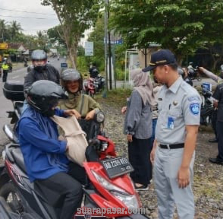 Jasa Raharja Gelar Operasi Terpadu di Jalan Pengasih – Nanggulan 