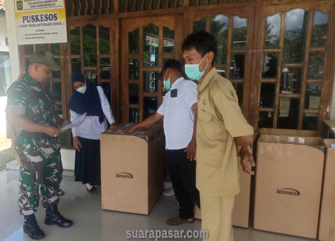 Babinsa Pendoworejo Dampingi Penyerahan Peralatan dan Monitoring Perkembangan Anak Stunting