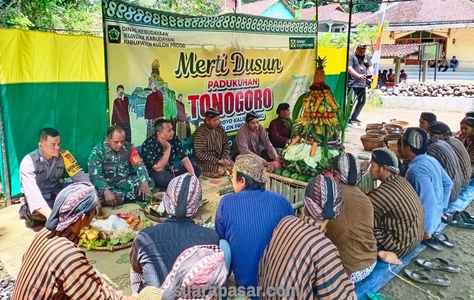 Babinsa Banjaroyo Dukung Pelestarian Budaya Jawa Merti Dusun