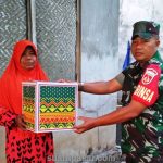 Babinsa Kedungsari Distribusikan Bantuan Paket Sembako