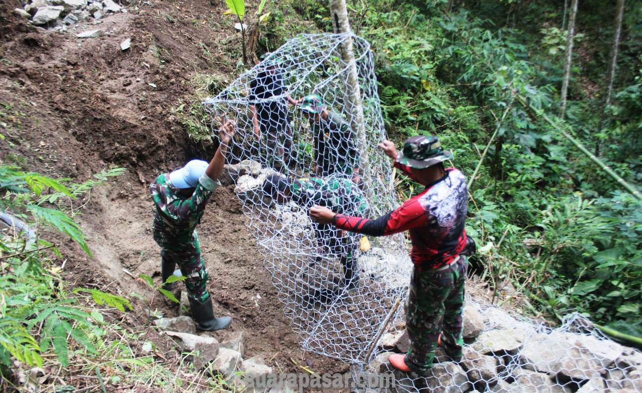 Pemasangan Bronjong Kawat Penguat Tanah Capai Sekitar Lima Puluh Persen