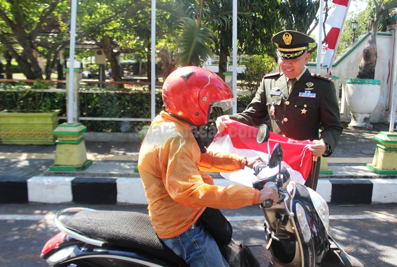 Dandim Kulon Progo Dukung Gerakan Nasional Pembagian Sepuluh Juta Bendera Merah Putih