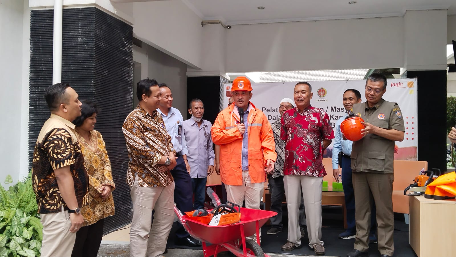 Bantu Alat Mitigasi, Eko Suwanto Targetkan Seluruh Kampung Yogyakarta Tangguh Bencana di 2024