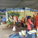 Babinsa Banjararum Dukung Kegiatan Pasar Tani di Kalurahan Banjararum