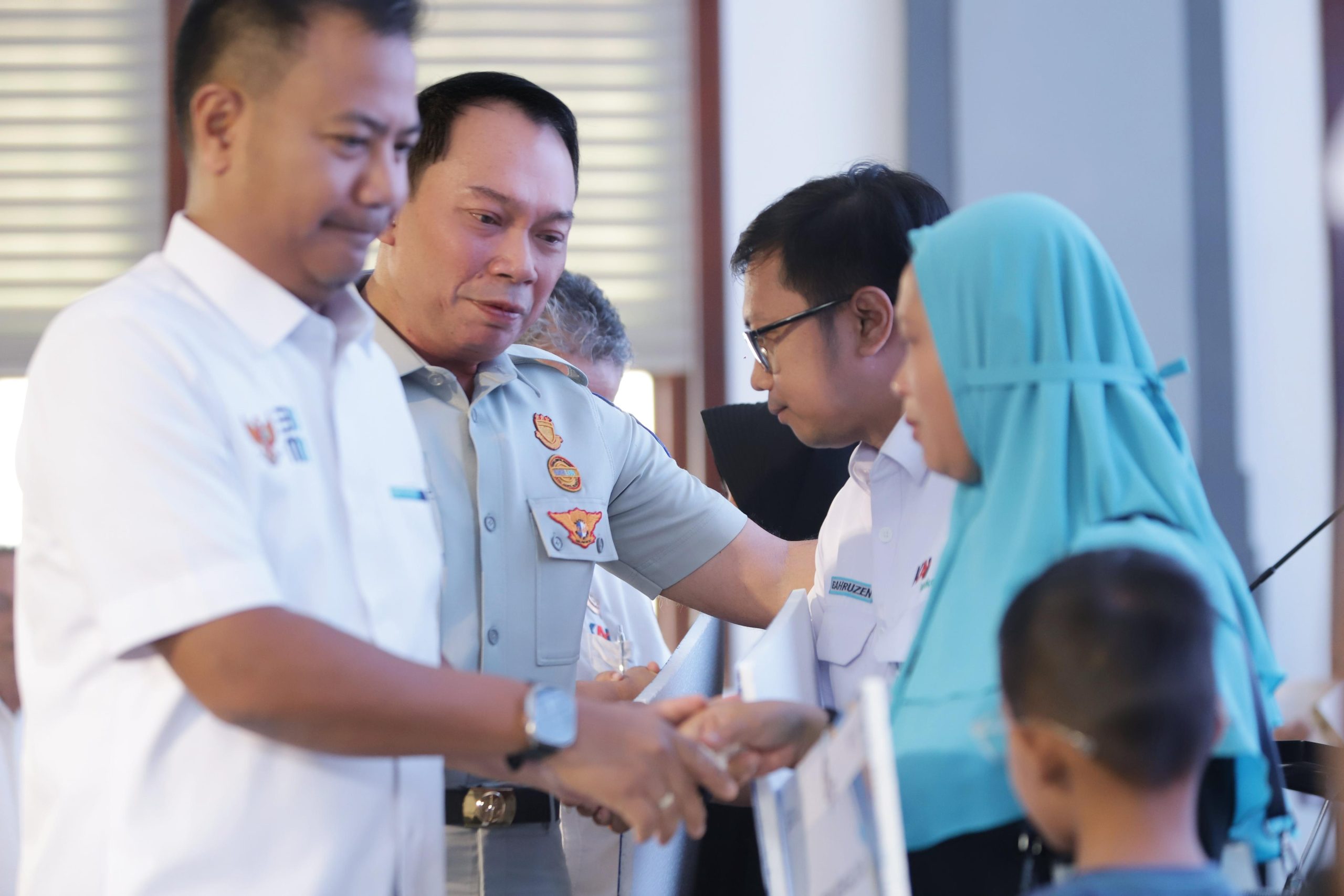 Kurang dari 3 Jam, Ahli Waris Korban Meninggal Dunia Kecelakaan K.A Bandung Menerima Santunan Jasa Raharja