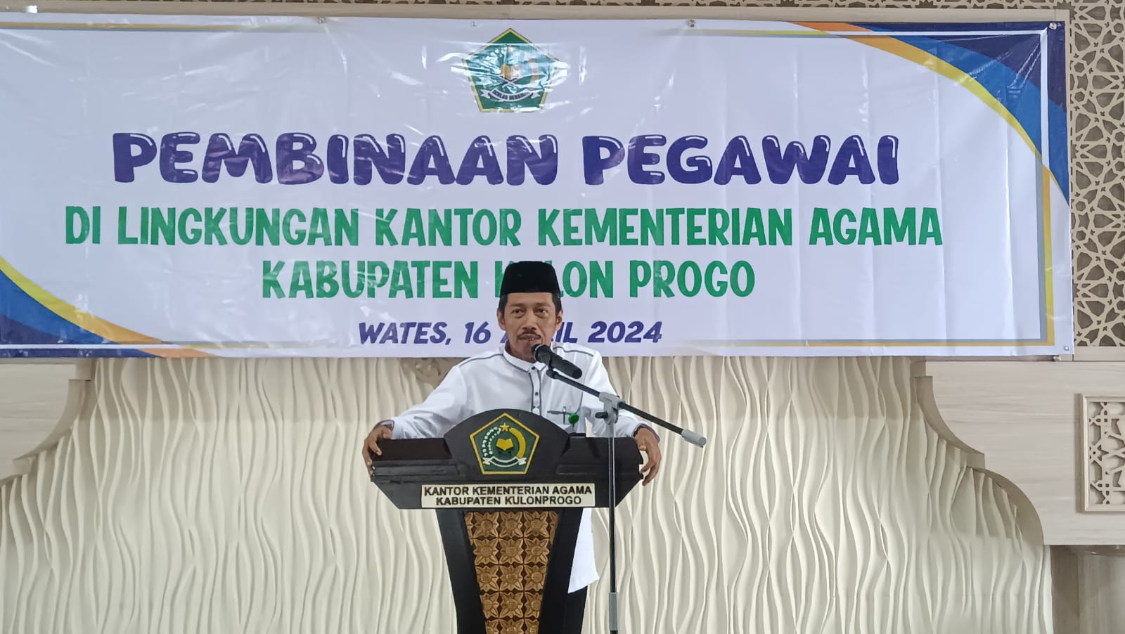 Kankemenag Kulon Progo Gelar Pembinaan Pegawai, Syawalan, dan Pamitan Haji