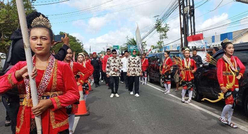 Dikawal Barisan Srikandi & Tarian Epik Ramayana, Novida – Rini Daftar Pilkada di KPU Kulon Progo