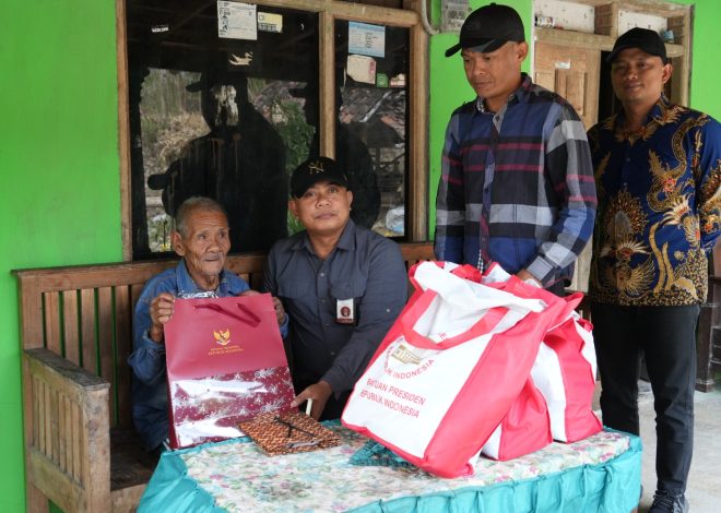 Sempat Viral, Mbah Partono, Pedagang Mainan Tradisional di Pasar Bringharjo Terima Bantuan Presiden RI