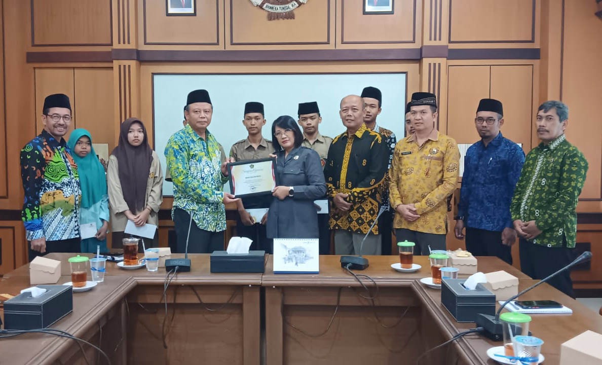 Dilepas Pj Bupati, Kontingen KSM dan Kafilah MTQ Nasional Asal Kulon Progo Siap Berlaga