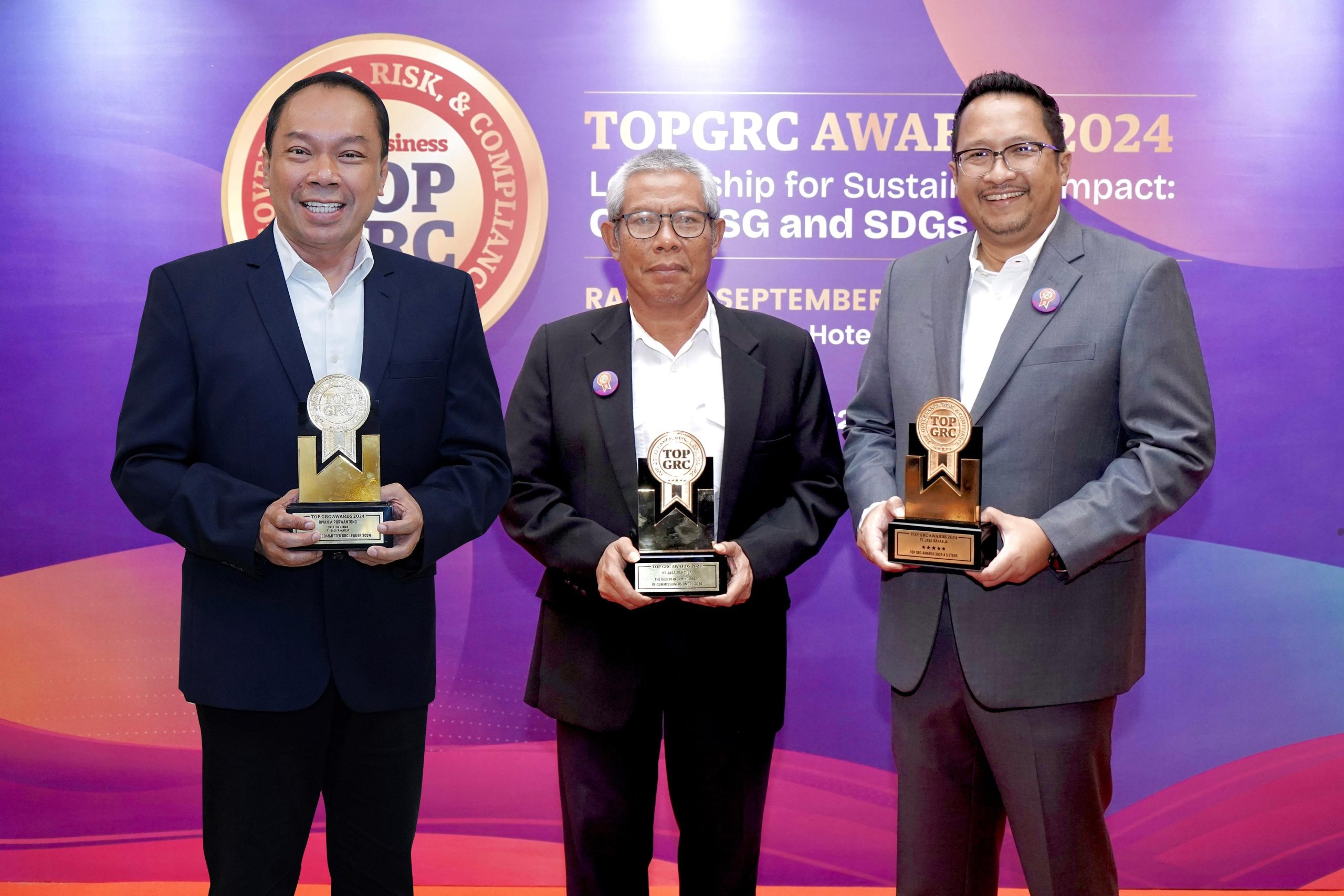 Konsisten Terapkan GRC, Jasa Raharja Raih Tiga Penghargaan dalam Ajang TOP GRC Award 2024 