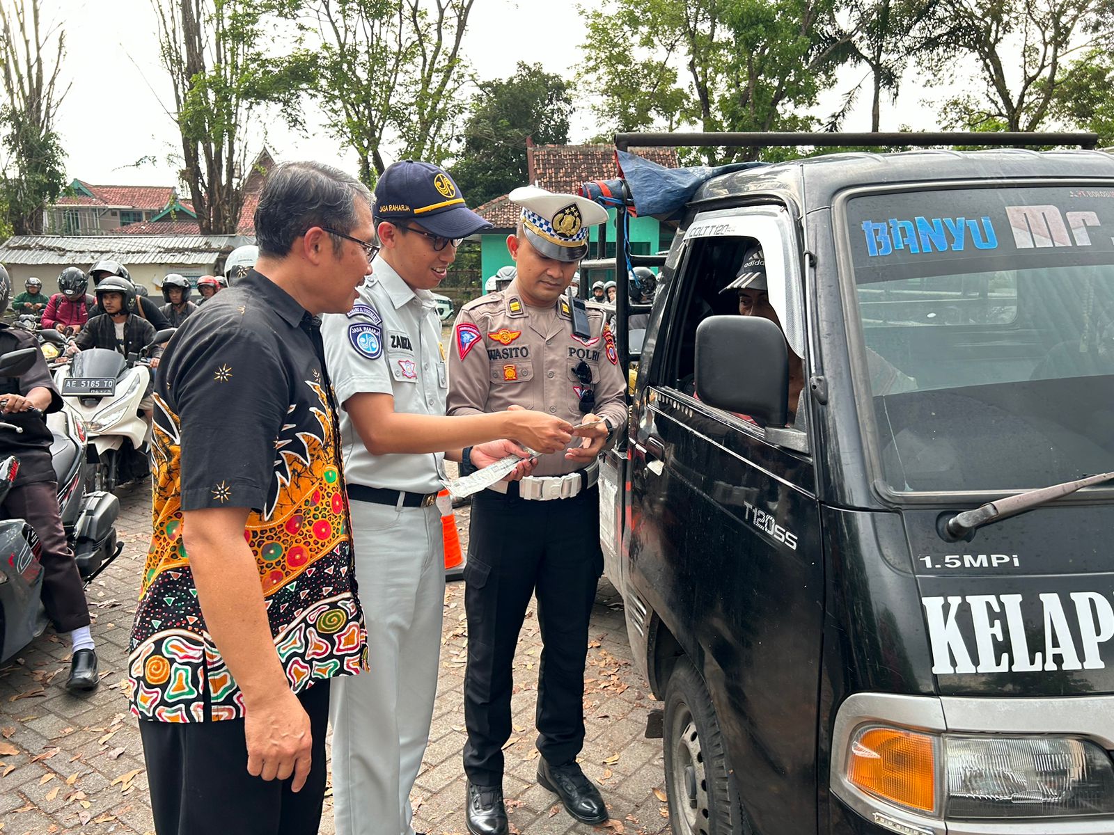 Jasa Raharja Turut Gabung Dalam Operasi Gabungan Penertiban Pelanggaran Kendaraan di Monjali