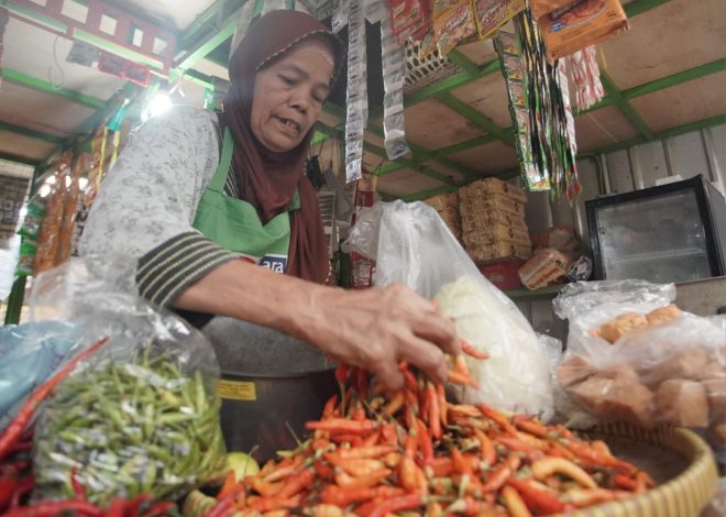 Jelang Nataru, TPID Pantau Stok & Harga Bahan Pokok di Pasar Wates