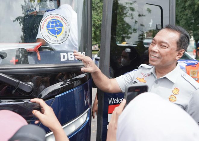 Cegah Kecelakaan Lalu Lintas, Dirut Jasa Raharja Dampingi Wamenhub Sidak Kelaikan Bus Pariwisata di Prambanan