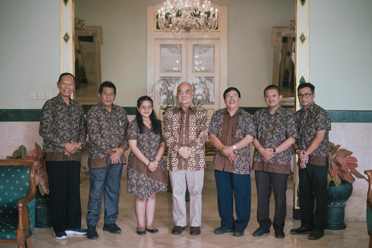 Jelang Peringatan 1 Abad, Pengurus Majelis Gereja Kristen Jawa (GKJ) Patalan Bantul Sowan Paku Alam X